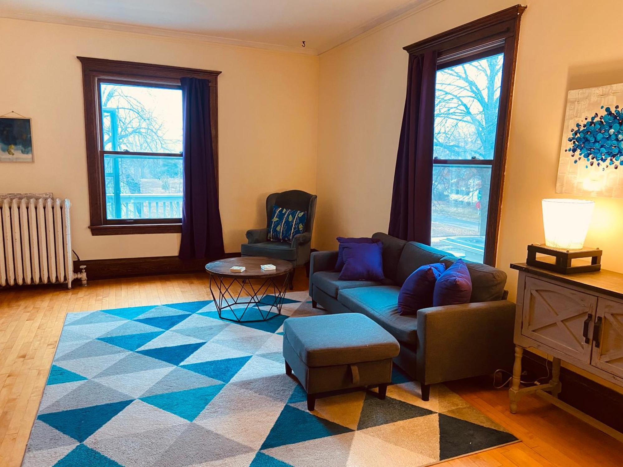 Treetop Apartment In The Heart Of Mpls Minneapolis Exterior photo